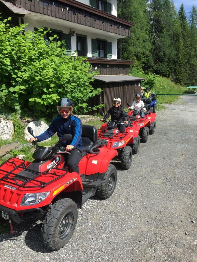 Haus Petra Villa Sonnenalpe Nassfeld Luaran gambar